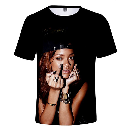 Футболка с принтом Rihanna. Полиэстер. Размер S.
